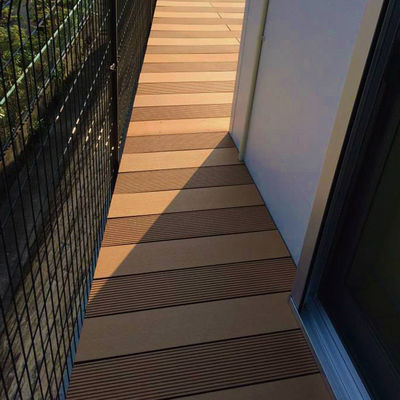 ราคาดี WPC Eco Composite Deck Boards Panel กันไฟ 20+ ปี อายุยาว ออนไลน์